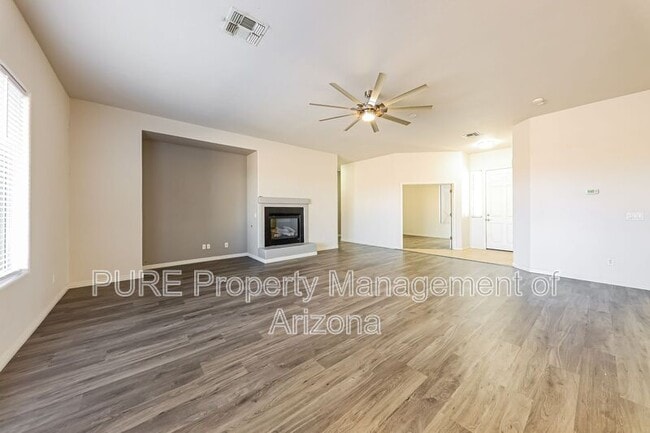 Foto del edificio - 16812 W Northampton Rd