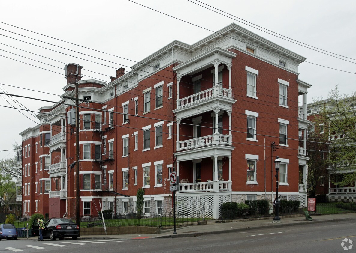 Primary Photo - The Roanoke