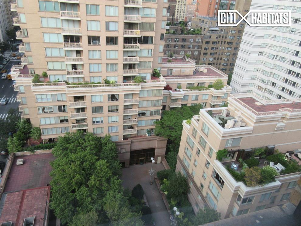 Foto del edificio - 210 E 68TH St
