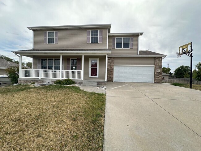 Building Photo - 8621 Lavender Cir