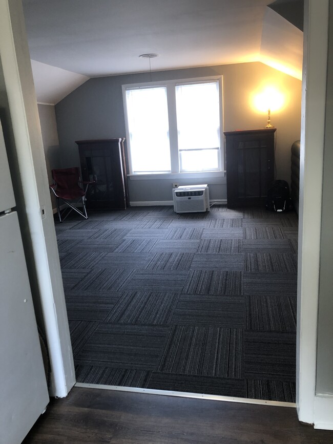 Sala de estar - 1012 W Armstrong Ave