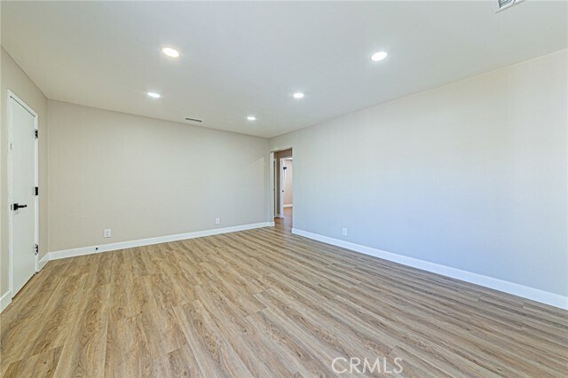 Foto del edificio - 20732 Ely Ave