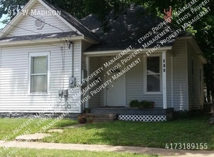 Building Photo - 817 W Madison St