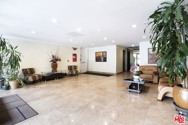 Foto del edificio - 5100 Vía Dolce