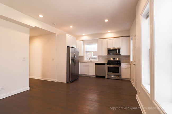 Foto del edificio - 6206 S Champlain Ave