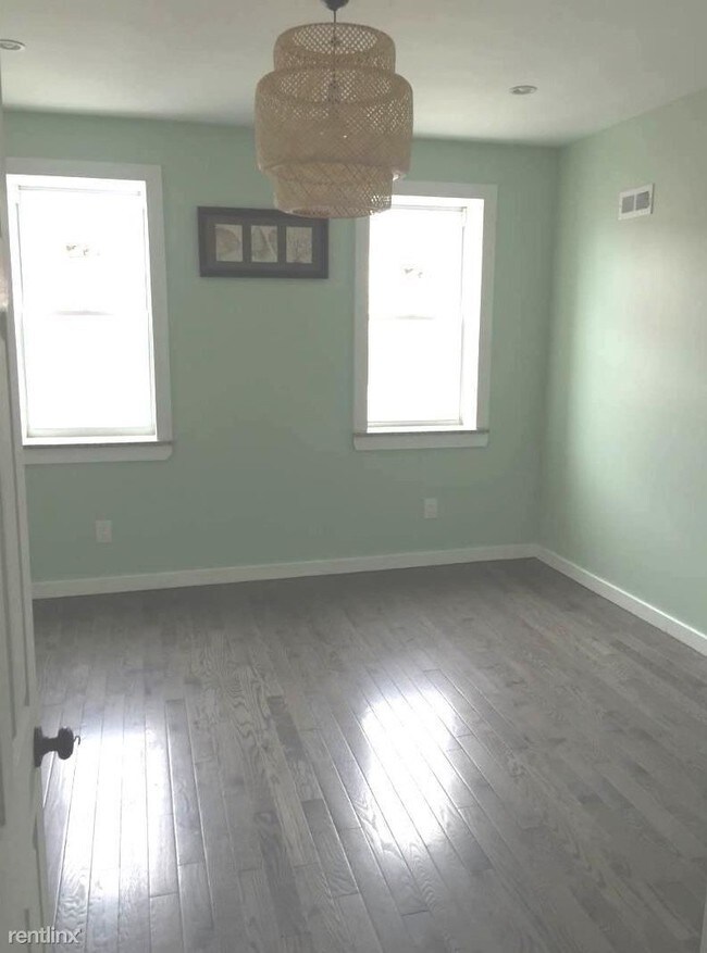 Building Photo - 2 br, 1 bath House - 2254 GREENWICH ST