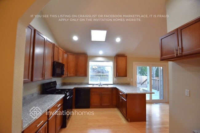 Building Photo - 937 N Regatta Dr