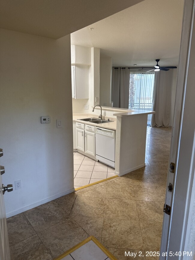 Foto del edificio - 7119 N Durango Dr