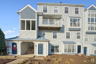 Building Photo - 3842 Clore Pl