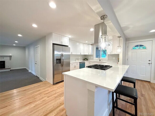 Foto del edificio - 1225 W 7th Avenue Dr