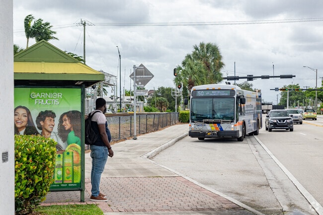 Oakland Park residents can find public transportation on most major roadways.