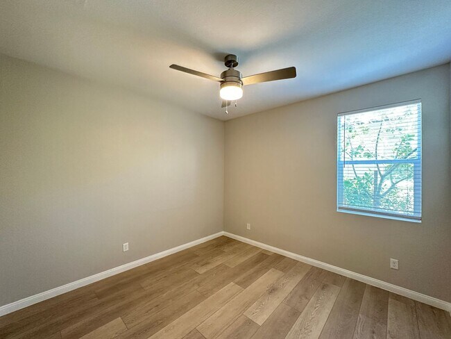 Building Photo - 4283 Tarim St