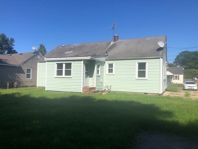 Foto del edificio - 3307 Chalfin Ave