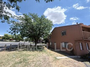 Building Photo - 575-28 1/2 28 1/2 Rd