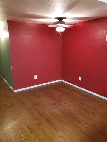 Building Photo - 538 White Oak St