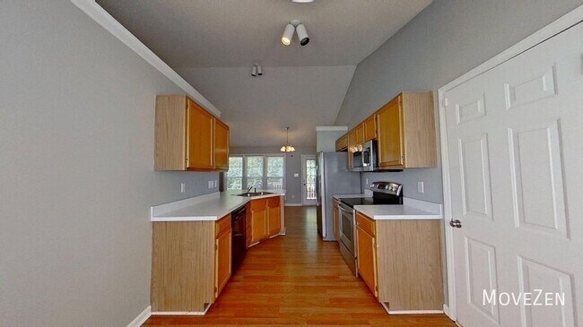 Foto del edificio - 4401 Whistling Way