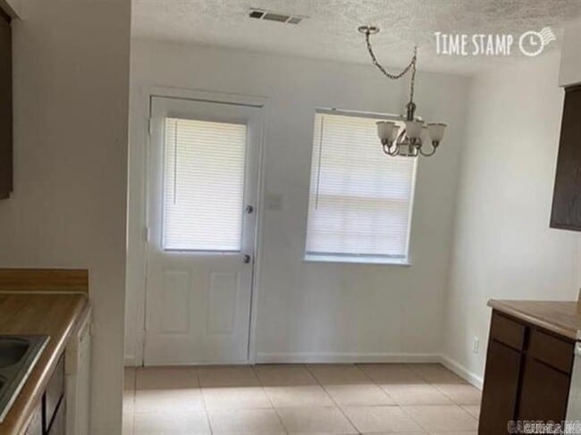 Building Photo - 109 N Park St