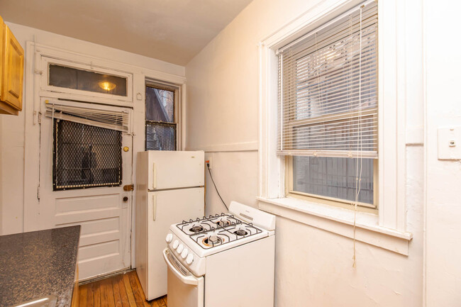 Foto del edificio - 1333 W Touhy Ave