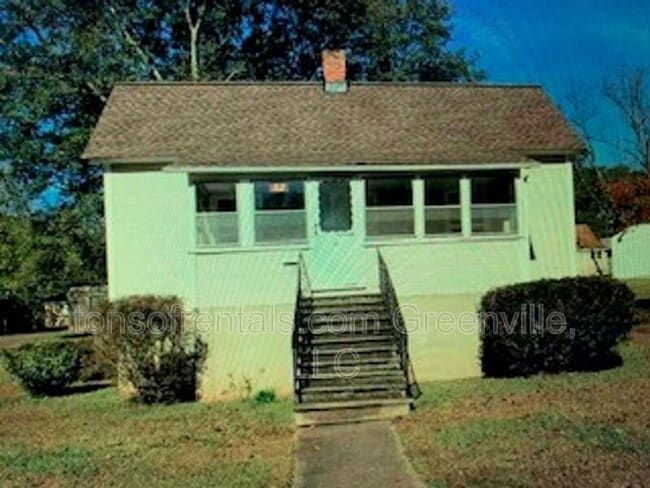 Building Photo - 9 E Street