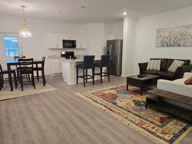 Photo - 6721 SW Dignity Ave Townhome