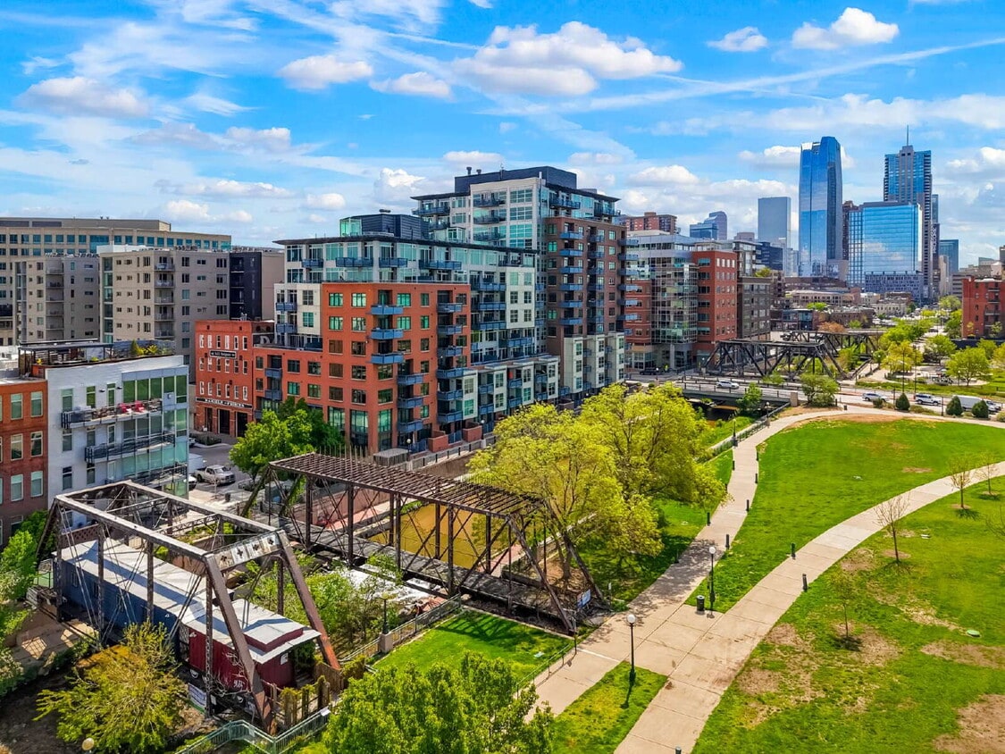 Primary Photo - Large 2 Bedroom Loft in LoDo with Amazing ...