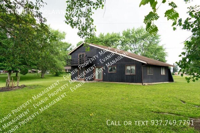 Foto del edificio - 14400 Woodlawn Dr