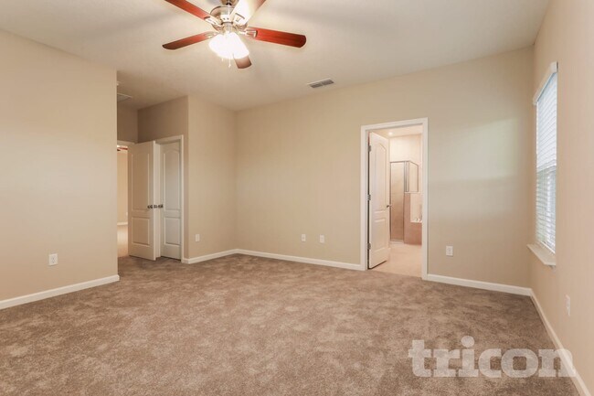 Building Photo - 165 Bloomfield Wy