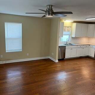 Foto del edificio - 2012 Battle Row