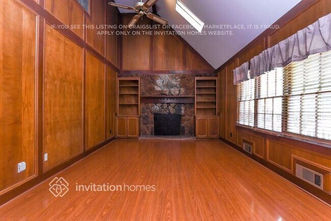 Foto del edificio - 3610 Jasmine Cove Ln