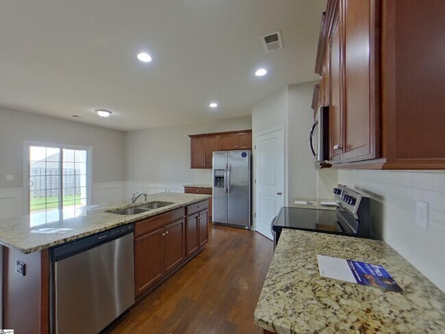 Foto del edificio - 312 New Spring Ln