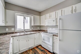 Kitchen - 3117 Central Ave NE