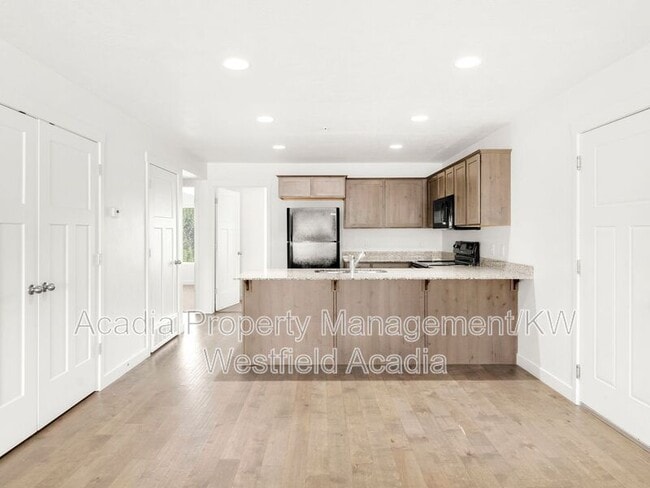 Building Photo - 166 W 1000 S