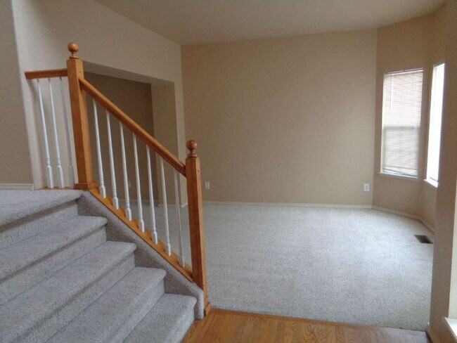 Foto del edificio - Super location close to shopping, schools,...