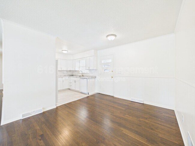 Foto del edificio - 4206 Vineyard Rd