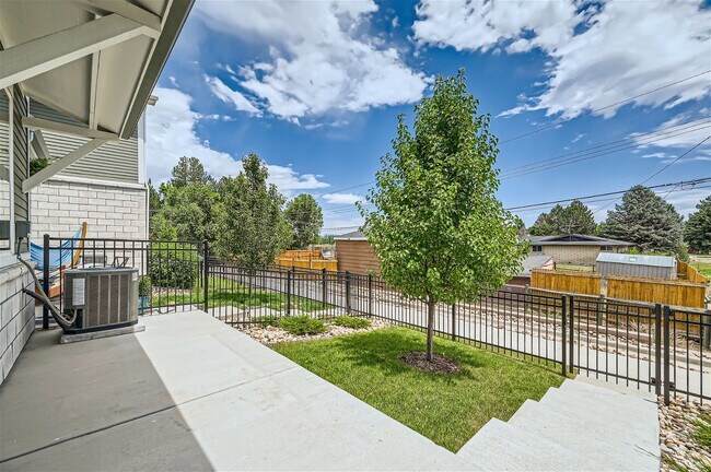 Foto del edificio - West Longmont Townhome!