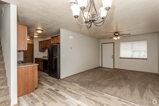 3BR, 2.5BA - 1,260 SF - Silver Springs Townhomes