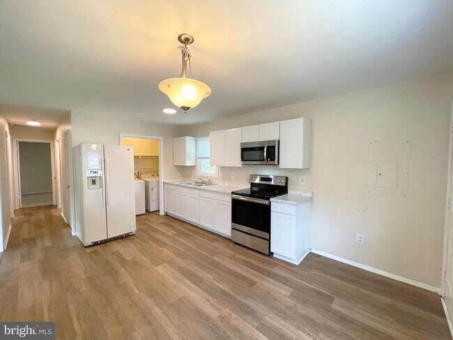 Foto del edificio - 21339 Brighton Ave