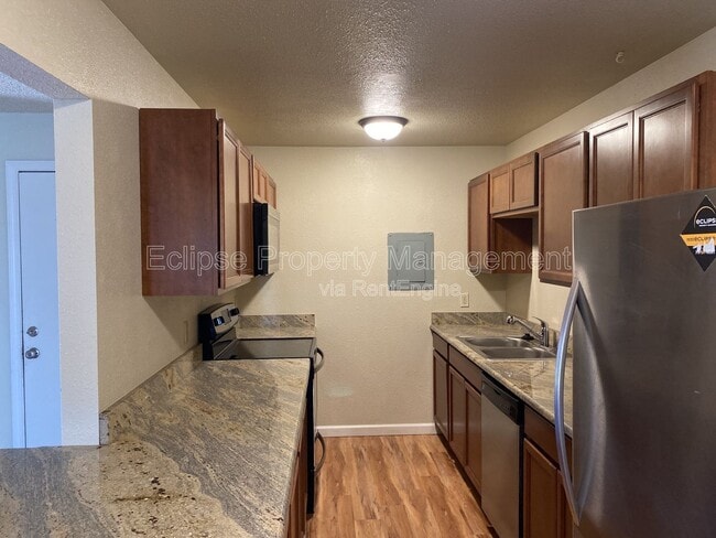 Building Photo - 522 Bell Ct