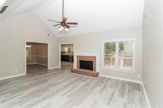 Building Photo - 5069 Hopeland Dr