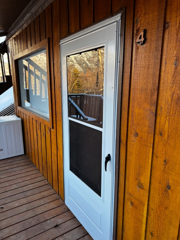 Building Photo - 206 Huot Cir