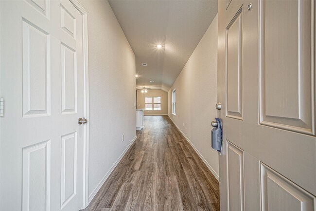 Foto del edificio - 1903 Brushy Cedar Ct