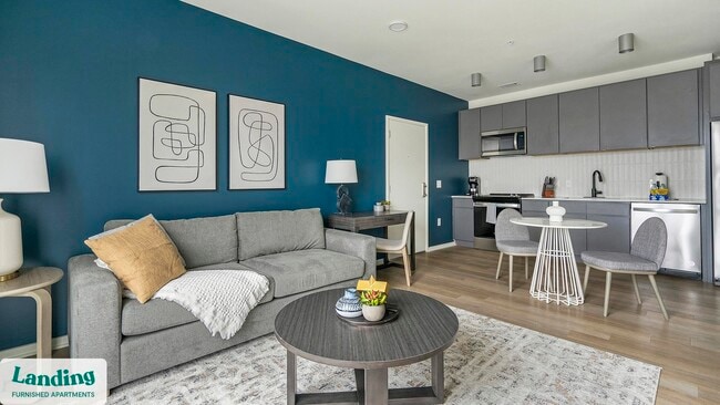 Building Photo - 815 Madison St