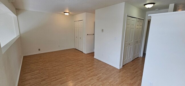 Building Photo - Newly Renovated 3Bed 1.5 Bath House Available in Heart of Bozeman
