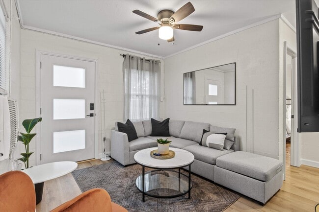 Foto del edificio - 762 Westcott St