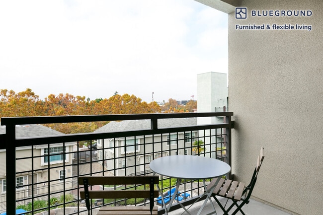 Building Photo - 754 The Alameda