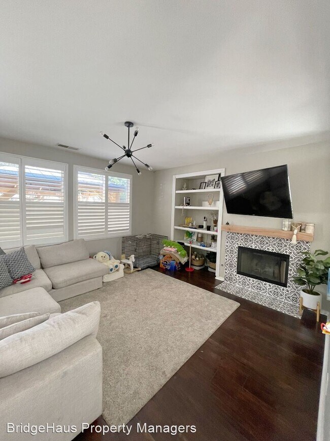 Foto del edificio - 4 br, 3 bath House - 457 Avenida Antonio