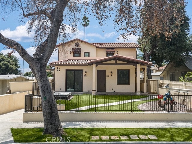 Building Photo - 89 N Grand Oaks Ave