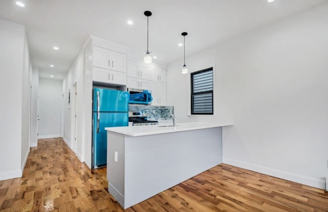 Photo - 1842 Hunt Ave Apartment