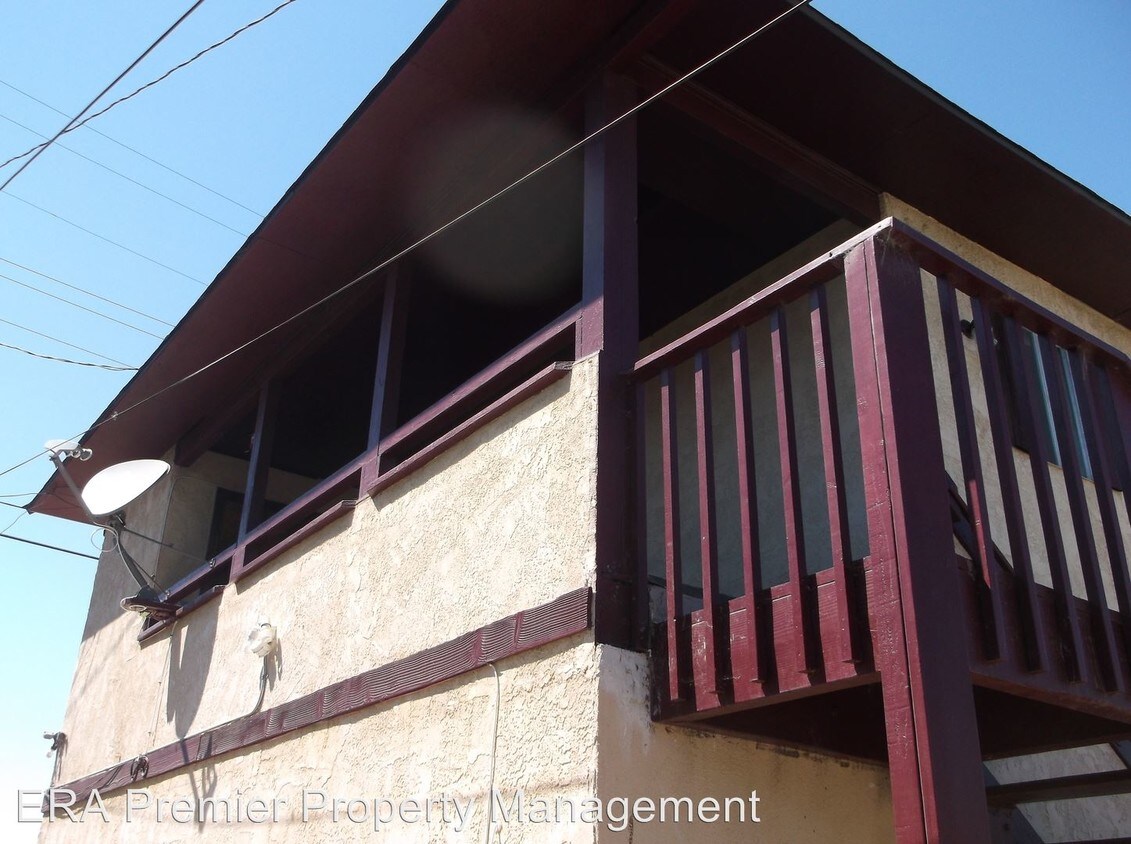 Primary Photo - 229 N K St