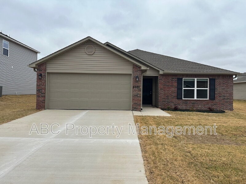 Photo - 4405 SW Sackett Ave